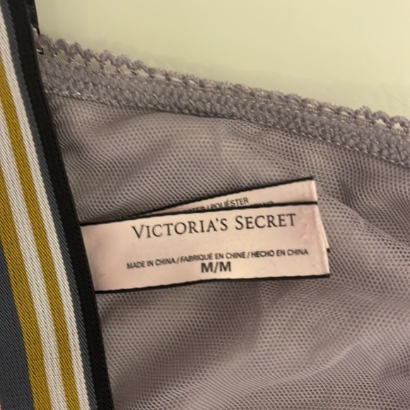 Victoria Secret Velvet Bralette - Picture 4 of 5